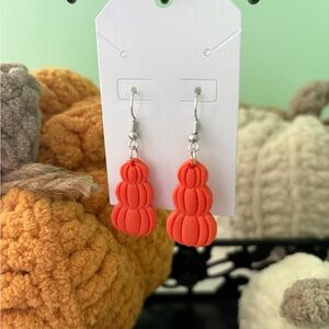 NWT Orange Pumpkin Dangle Earrings